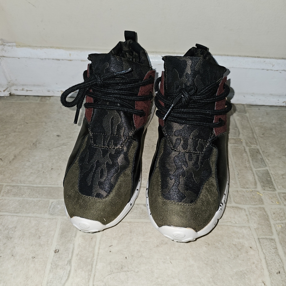 Mix No. 6 Black and Olive Sneakers